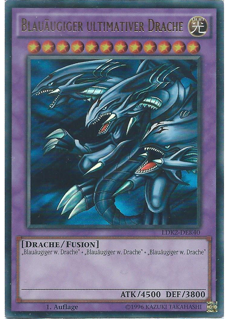 Blauäugiger ultimativer Drache