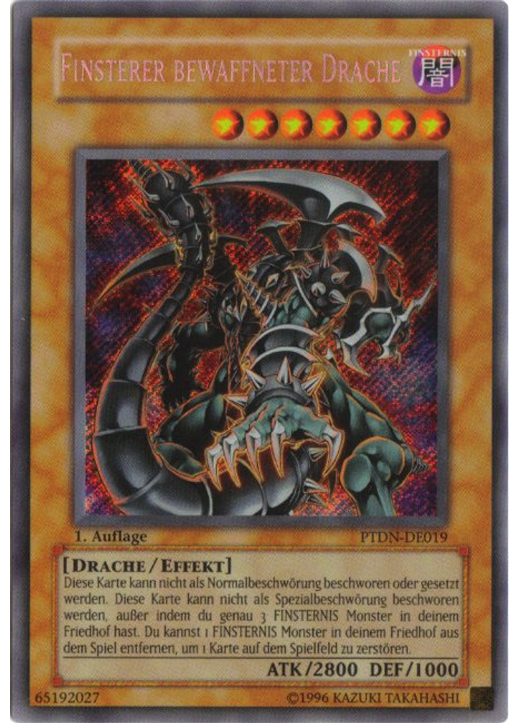 Finsterer bewaffneter Drache