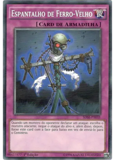 Espantalho de Ferro-Velho