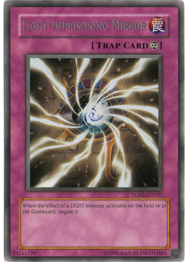 Light-Imprisoning Mirror